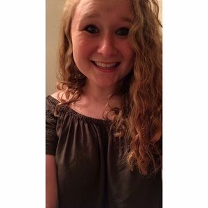 Meet your Posher, Lauren